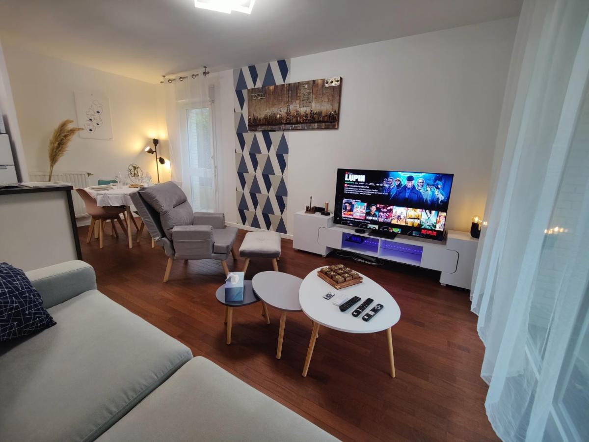 Quietstay 20' Paris, Connected Home Avec Terrasse Massy  Esterno foto